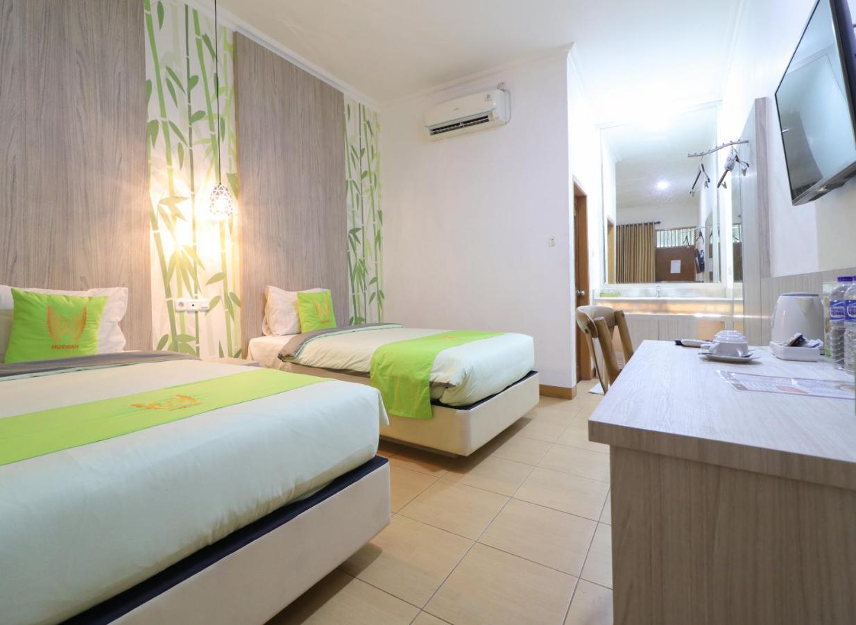 Hotel Huswah Airport Tangerang Exterior photo